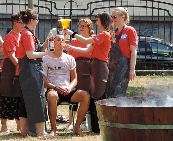 Gautschfest 2018: Innere Reinigung