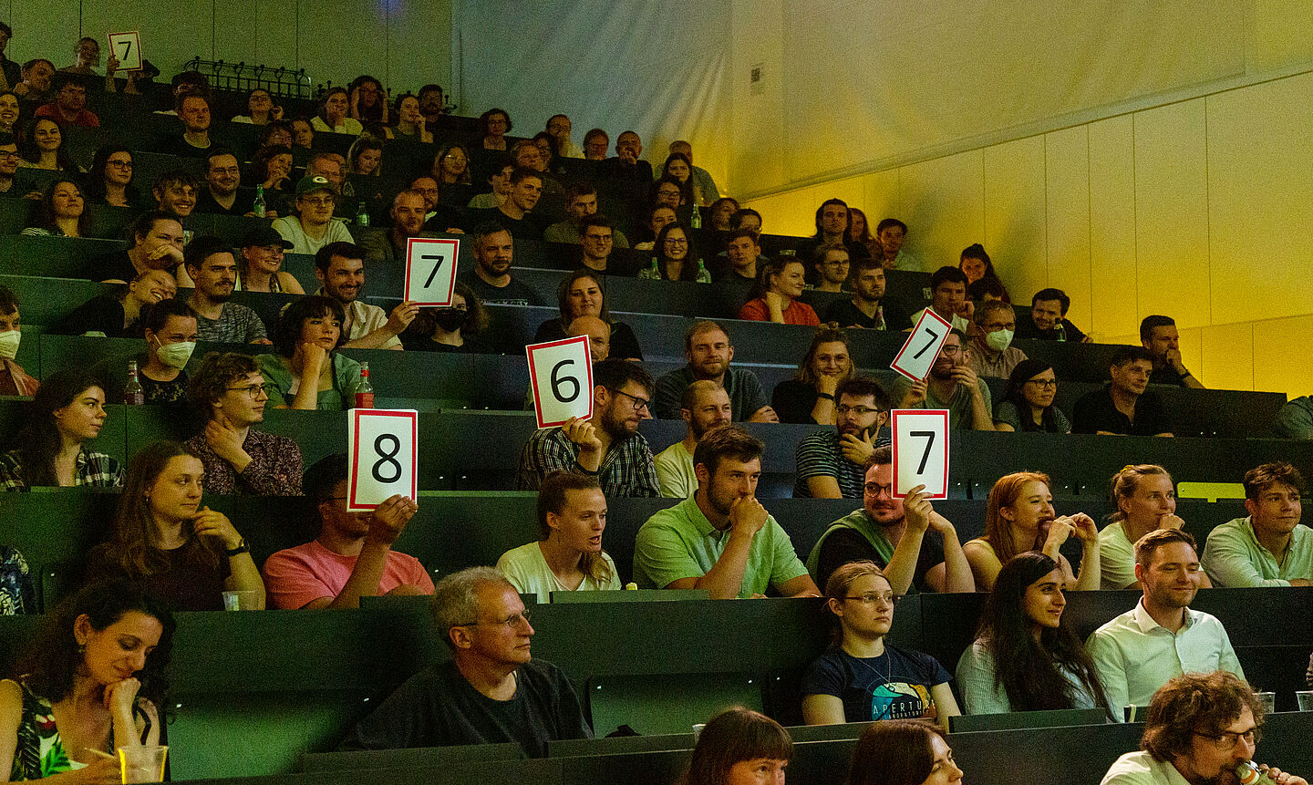 Allein das Publikum kürt den besten Beitrag (Foto: Omid Arabbay/HTWK Leipzig).