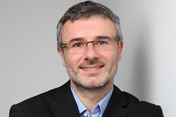 Porträtbild Prof. Andreas Hartmann