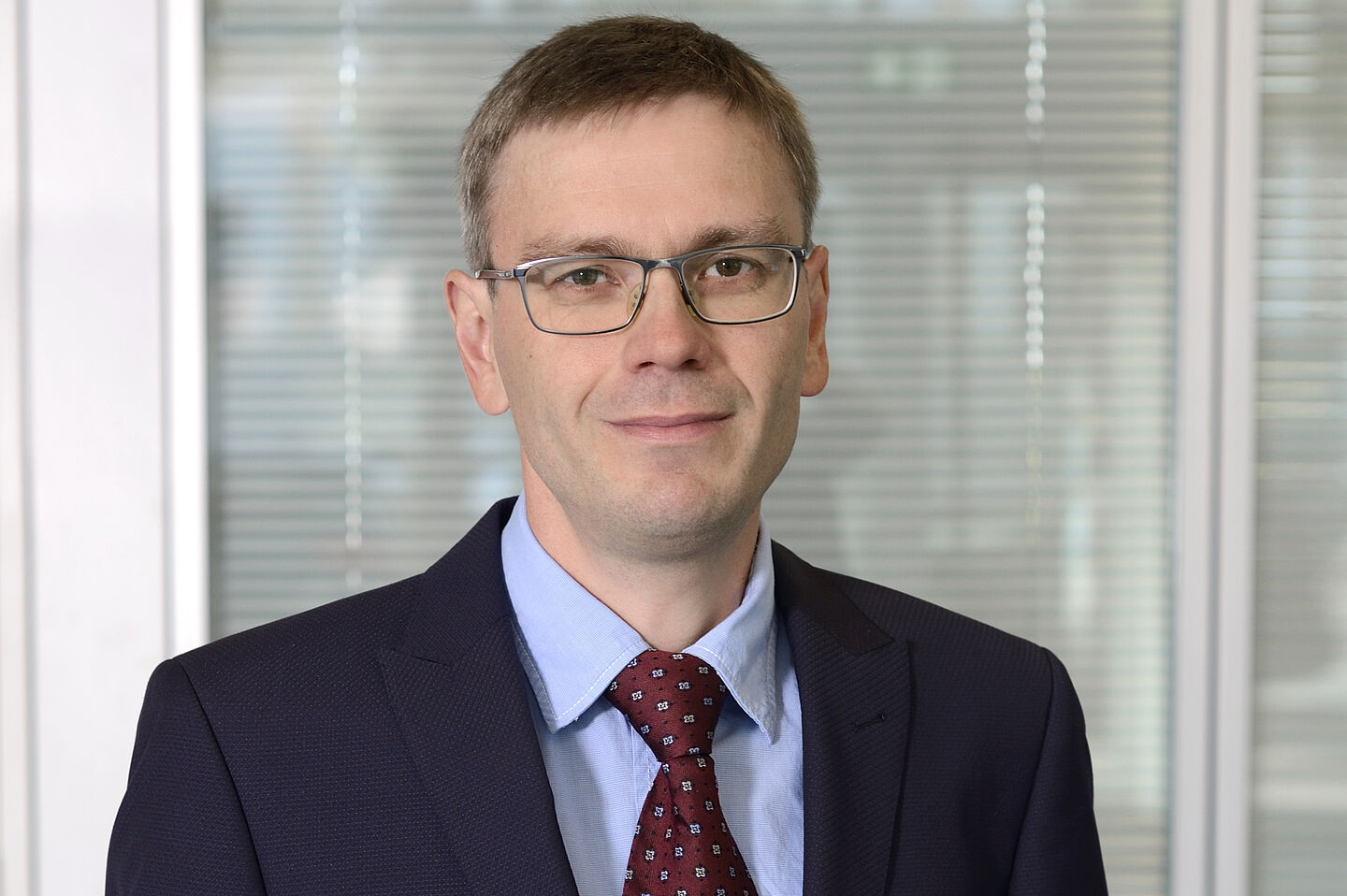 Porträtbild von Prof. Dr. Andreas Thor